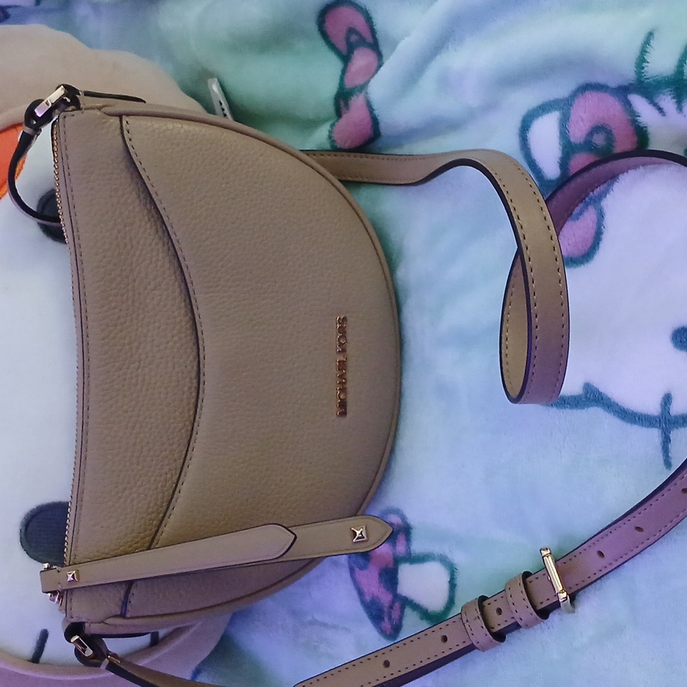 Authentic Michael Kors Dover Small Leather Crossbody Bag